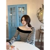 Áo Len Trễ Vai Hoạ Tiết Kẻ Ngang Siu Xinh Chuẩn Hàng QCCC Giá 279k 3