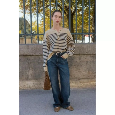 Áo Len Zara Kẻ Đường Ngang Size M Giá 530k - Giảm Giá, Thoải Mái, Phong Cách Mùa Thu