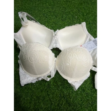 Ao lót nữ mút vừa 3cm cúp xéo gọng nguyên ren - nâng ngực, giá chỉ 95k 4 Ao lót nữ mút vừa 3cm cúp xéo gọng nguyên ren - nâng ngực, giá chỉ 95k 4