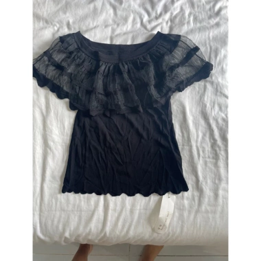 Áo Montoghi chất liệu cao cấp size M - Thiết kế cute girl, giá gốc 750k, chỉ 280k