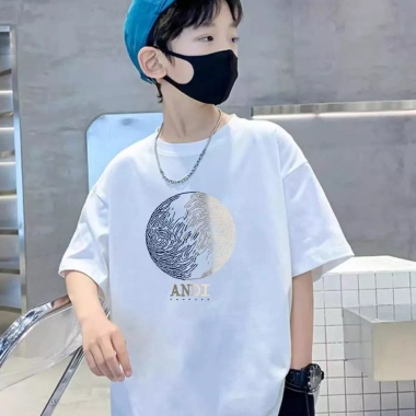 Áo ngắn cotton trẻ em thương hiệu Kemeja-T hot, mát nhẹ, giá 85.999₫ giảm 10 Áo ngắn cotton trẻ em thương hiệu Kemeja-T hot, mát nhẹ, giá 85.999₫ giảm 10