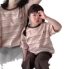 Áo ngắn tay trẻ em preppy 2.025, màu khối Crew, cổ sọc 3D, đồng điệu cha mẹ con 5
