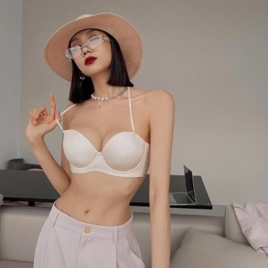 Áo Ngực Không Dây Hở Lưng Gọng Tạo Khe Chống Tụt Cúp Ngang Mã C030 Giá 75.000₫ 6 Áo Ngực Không Dây Hở Lưng Gọng Tạo Khe Chống Tụt Cúp Ngang Mã C030 Giá 75.000₫ 6