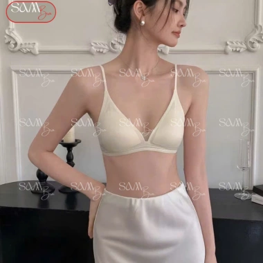 Áo Ngực Nữ Đúc Su Lụa Satin Mềm Mại Không Gọng, Mút Mỏng Siêu Mát - Giá 178k 3 Áo Ngực Nữ Đúc Su Lụa Satin Mềm Mại Không Gọng, Mút Mỏng Siêu Mát - Giá 178k 3