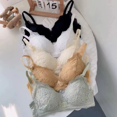 Áo ngực ren không gọng mút mỏng nhẹ AMYBRA A2.004 - Áo lót nữ đính nơ, giá ưu đãi 103.000 VND