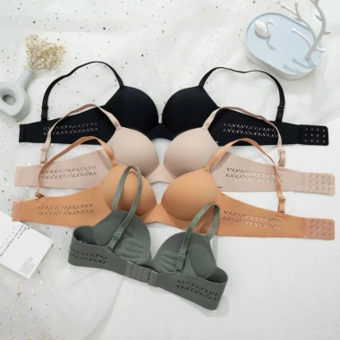 Áo ngực su cao cấp không gọng không đường may C036, chống chảy xệ, quyến dũ, 90.000đ 3
