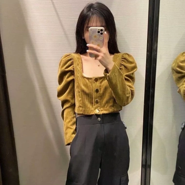 Áo nhung tăm khuy tay croptop nữ, nhẹ thoáng, giảm giá 103.500đ, trẻ trung