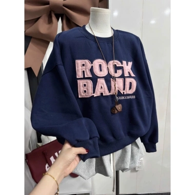 Áo Nỉ Sweater Nữ Boxy Thêu ROCK BAND Unisex Ulzzang Hàn Quốc, 3 màu dễ phối, giá 119k 10