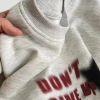 Áo nỉ Xám nữ RTOML Sweater cổ tròn Hàn Quốc Vintage Star 24h giao hàng giá 119.999đ 4