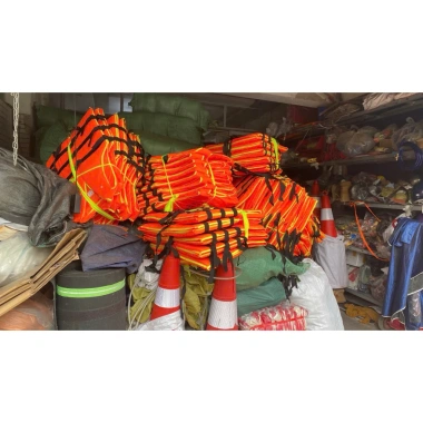 Áo phao bơi màu cam - Khóa chắc, dây đeo thoải mái, phù hợp người lớn trẻ em, 70.000₫ 5 Áo phao bơi màu cam - Khóa chắc, dây đeo thoải mái, phù hợp người lớn trẻ em, 70.000₫ 5