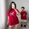 Áo phông đỏ gia đình họa tiết ngựa 2.026 – Cotton mềm mịn, hot trend, chỉ 150.000₫ 6