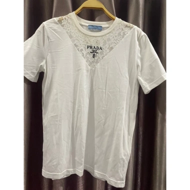Áo phông Pr.ada cổ ren size S-M vừa - Giá chỉ 480.000đ, giảm từ 595.200đ 2