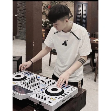 Áo phông unisex nam nữ chữ A 2 khoá cotton mát mùa hè - Siêu đẹp AT014 giảm giá 59k 10 Áo phông unisex nam nữ chữ A 2 khoá cotton mát mùa hè - Siêu đẹp AT014 giảm giá 59k 10