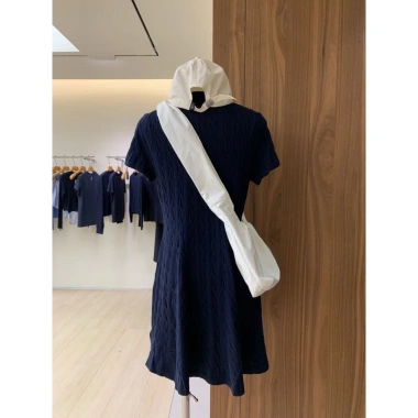 Áo Polo Chữ A Mùa Hè Dáng Mid-Skirt Form Ôm - Siêu Mát, Giá Chỉ 525.312₫ 3 Áo Polo Chữ A Mùa Hè Dáng Mid-Skirt Form Ôm - Siêu Mát, Giá Chỉ 525.312₫ 3