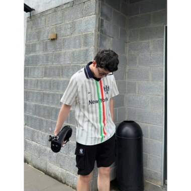 Áo Polo New Era CHINHHANG Jersey Sọc NY – Thời Trang Nam Giá ưu đãi 550.000₫ 5 Áo Polo New Era CHINHHANG Jersey Sọc NY – Thời Trang Nam Giá ưu đãi 550.000₫ 5