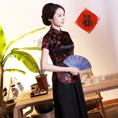 Áo Qipao Retro Trung Hoa Gợi Cảm, Đẹp Đa Năng - Giá Giảm 57% chỉ 572.520₫ 15 Áo Qipao Retro Trung Hoa Gợi Cảm, Đẹp Đa Năng - Giá Giảm 57% chỉ 572.520₫ 15