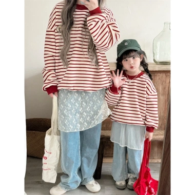 Áo Quần Cặp Đôi Mẹ và Con Gái Cotton Sọc Họa Tiết - Giá ưu đãi 270.000đ 4 Áo Quần Cặp Đôi Mẹ và Con Gái Cotton Sọc Họa Tiết - Giá ưu đãi 270.000đ 4