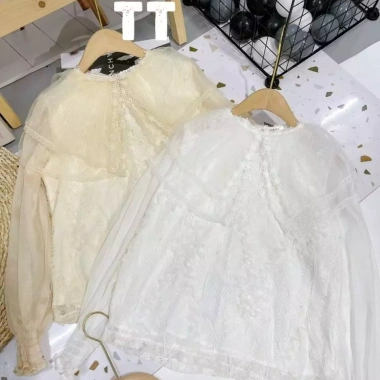 Áo ren tiểu thư xinh bèo cổ nhiều tầng tay nhún - Giá chỉ 142.000₫, giảm 32.660₫