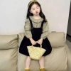 Áo sơ mi bé gái, váy mùa thu dây đeo vải nhung Hàn Quốc - Giá chỉ 446.556₫ 5