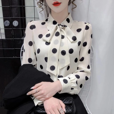 Áo sơ mi chiffon tay dài rộng thắt nơ chấm bi phong cách Hàn Quốc xuân thu nữ