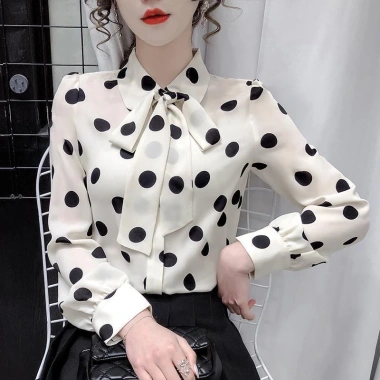 Áo sơ mi chiffon tay dài rộng thắt nơ chấm bi phong cách Hàn Quốc xuân thu nữ 2