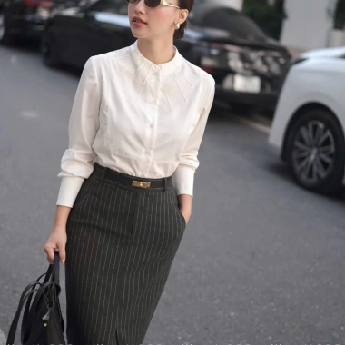 Áo sơ mi cổ leo HAGOO thanh lịch công sở - Giá chỉ 700.000đ, giảm 147.000đ