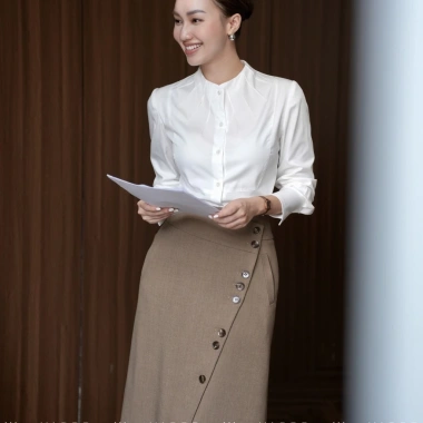Áo sơ mi cổ leo HAGOO thanh lịch công sở - Giá chỉ 700.000đ, giảm 147.000đ 6 Áo sơ mi cổ leo HAGOO thanh lịch công sở - Giá chỉ 700.000đ, giảm 147.000đ 6