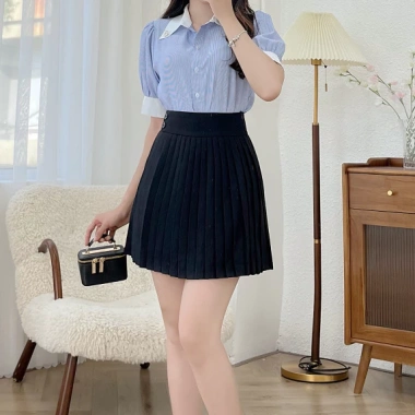 Áo sơ mi công sở cộc tay HINSTORE nữ kẻ ngắn tay, cổ trắng đính tag hoa, 195k 2
