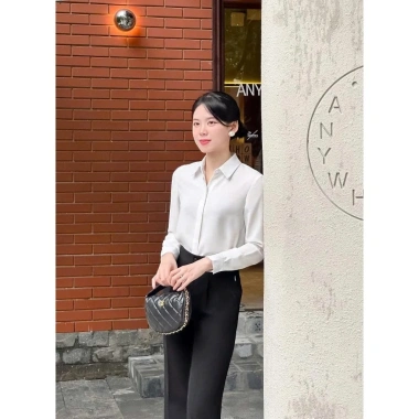 Áo sơ mi công sở nữ thanh lịch cổ đức dài tay chất cát hàn chống nhăn thoáng khí - 200k 8 Áo sơ mi công sở nữ thanh lịch cổ đức dài tay chất cát hàn chống nhăn thoáng khí - 200k 8