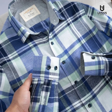 Áo sơ mi dạ kẻ nam URBAN 100% cotton mềm mịn, đứng phom, giảm còn 299.000₫