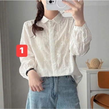 Áo sơ mi dài tay nữ cổ sen vân nổi - Thiết kế đẹp, giá chỉ 320.000 VND