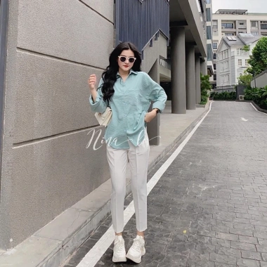 Áo sơ mi dài tay unisex trơn dáng rộng 1 túi ulzzang Giá chỉ 79.000 VND