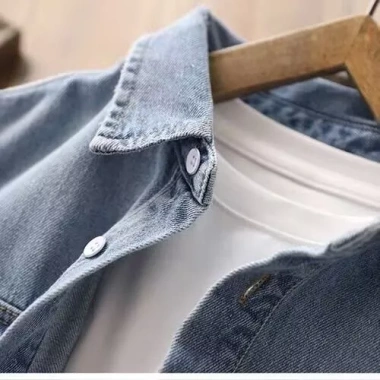 Áo Sơ Mi Denim Bé Trai Dài Tay, Cardigan Mỏng Mùa Xuân Thu - Giá 219.565₫ 2 Áo Sơ Mi Denim Bé Trai Dài Tay, Cardigan Mỏng Mùa Xuân Thu - Giá 219.565₫ 2