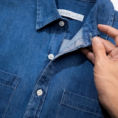 Áo sơ mi denim LADOS-18.163 vải jean mềm mát, dễ phối streetwear Hàn Quốc - 253k