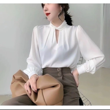 Áo sơ mi HINSTORE công sở nữ lụa tay bồng dài tay cổ xoắn - Giá chỉ 182.000đ 5 Áo sơ mi HINSTORE công sở nữ lụa tay bồng dài tay cổ xoắn - Giá chỉ 182.000đ 5