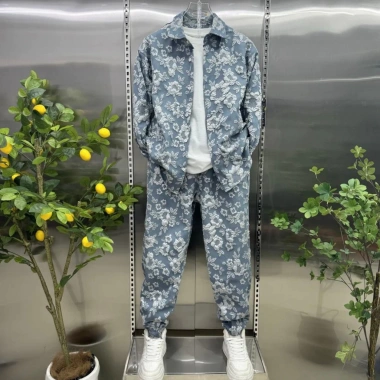 Áo sơ mi Jacquard ba chiều và bộ đồ thể thao mùa thu - Giá ưu đãi 277,068 VND 4 Áo sơ mi Jacquard ba chiều và bộ đồ thể thao mùa thu - Giá ưu đãi 277,068 VND 4