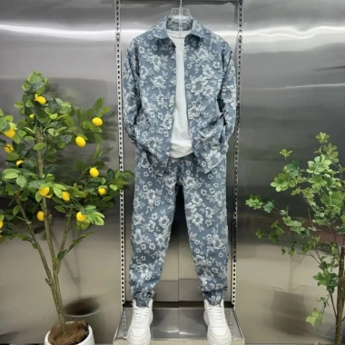 Áo sơ mi Jacquard ba chiều và bộ đồ thể thao mùa thu - Giá ưu đãi 277,068 VND 10 Áo sơ mi Jacquard ba chiều và bộ đồ thể thao mùa thu - Giá ưu đãi 277,068 VND 10