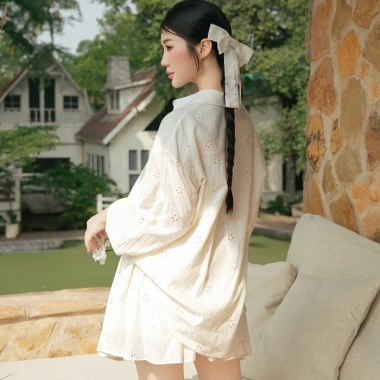 Áo Sơ Mi JOVEN Ava Form Rộng Tay Phồng và Chân Váy Bản Lưng 6cm Giá 1,090,000 VND 2 Áo Sơ Mi JOVEN Ava Form Rộng Tay Phồng và Chân Váy Bản Lưng 6cm Giá 1,090,000 VND 2