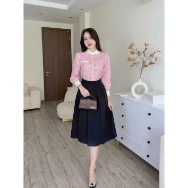 Áo Sơ Mi Kẻ Cổ Sen Dài Tay MINZ STORE 8.043 - Họa Tiết Nơ Công Sở Giá 250.000 6 Áo Sơ Mi Kẻ Cổ Sen Dài Tay MINZ STORE 8.043 - Họa Tiết Nơ Công Sở Giá 250.000 6
