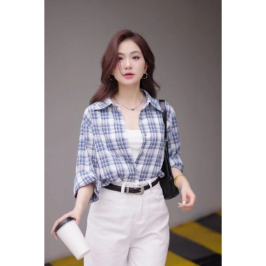 Áo sơ mi LA486 dáng rộng tay dài họa tiết caro kim sa độc đáo: giá 469.440 VND 6 Áo sơ mi LA486 dáng rộng tay dài họa tiết caro kim sa độc đáo: giá 469.440 VND 6