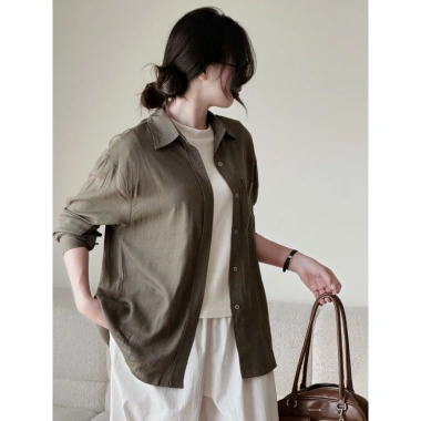 Áo sơ mi linen xước dáng đuôi tôm MihoHanoi - Thoáng mát, giá chỉ 205.000₫ 4