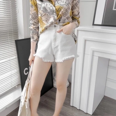 Áo sơ mi lụa nữ họa tiết tờ báo xanh vàng dài tay - Giá chỉ 185.000 VND 7