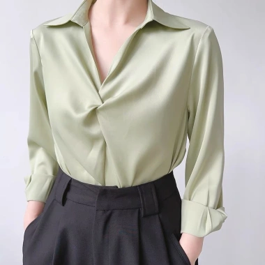 Áo sơ mi lụa nữ tay dài ngực xoắn eo ôm Oxatyl M39 - công sở, giảm giá 185k 8 Áo sơ mi lụa nữ tay dài ngực xoắn eo ôm Oxatyl M39 - công sở, giảm giá 185k 8