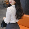 Áo sơ mi lụa trắng dài tay OXATYL M37 - Chữ in chìm thanh lịch, giảm giá 265.000 VND, giá gốc 325.950 VND 2