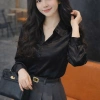 Áo sơ mi lụa trắng dài tay OXATYL M37 - Chữ in chìm thanh lịch, giảm giá 265.000 VND, giá gốc 325.950 VND 7