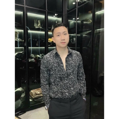 Áo sơ mi nam dài tay chất lụa họa tiết, không nhăn không xù, mềm mát 250.000₫
