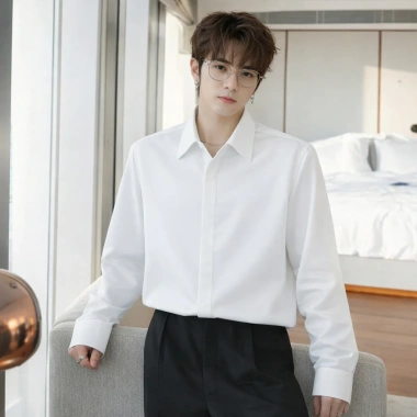 Áo sơ mi nam lụa trơn giấu cúc, form đẹp vừa ôm, rộng công sở, giá 120.000 VND 2 Áo sơ mi nam lụa trơn giấu cúc, form đẹp vừa ôm, rộng công sở, giá 120.000 VND 2