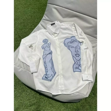 Áo sơ mi nam POLI in hình nghệ thuật, trẻ trung, giảm 20% chỉ 375.000₫
