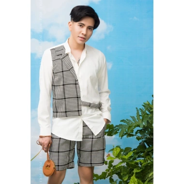 Áo sơ mi nam POLI MAN màu trắng caro – thiết kế sang trọng, giảm giá chỉ 225.000 VND