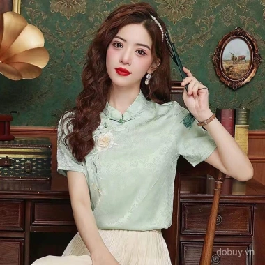 Áo sơ mi ngắn tay cổ đứng phong cách Trung Quốc buộc nút, thêu Jacquard - Mùa hè 2.025 giảm giá 20% chỉ 271.988₫ Áo sơ mi ngắn tay cổ đứng phong cách Trung Quốc buộc nút, thêu Jacquard - Mùa hè 2.025 giảm giá 20% chỉ 271.988₫